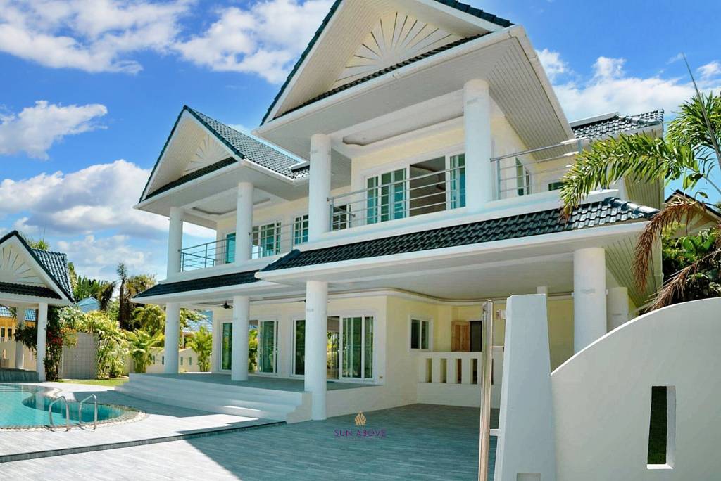 3 Bed 4 Bath 327 SQ.M.  Villa For Sale In Rawai