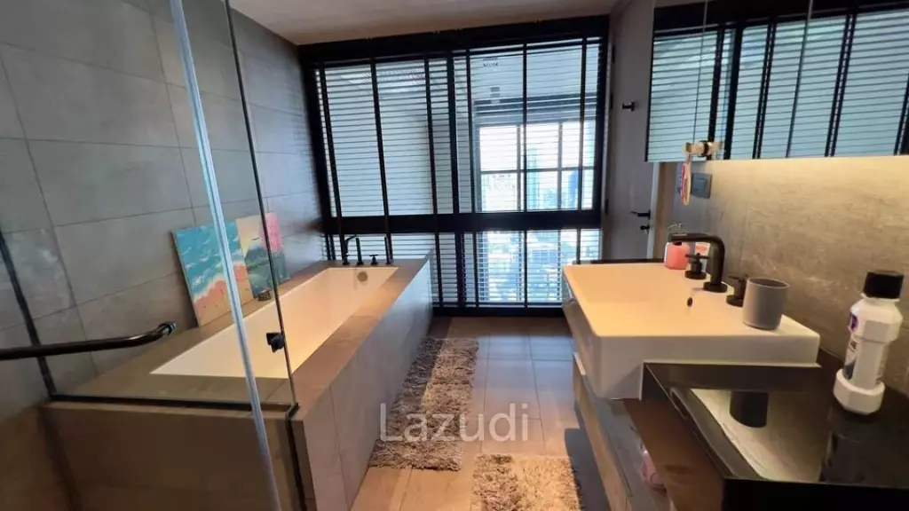 2 Bed 2 Bath 120 SQ.M The Lofts Asoke
