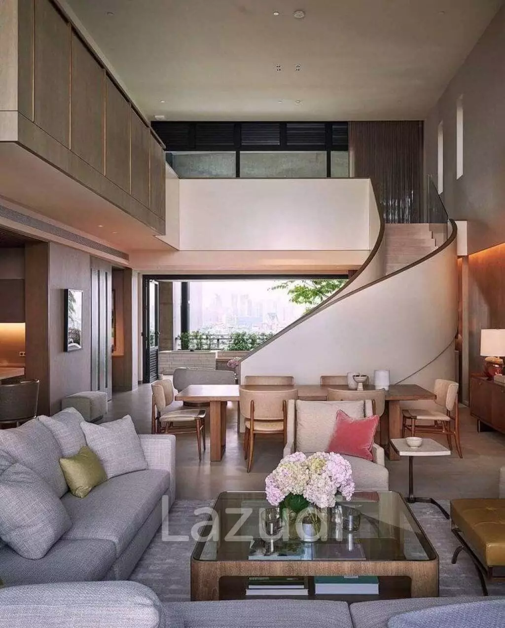 Penthouse 3 Bed 453.28 SQ.M WINDSHELL Naradhiwas