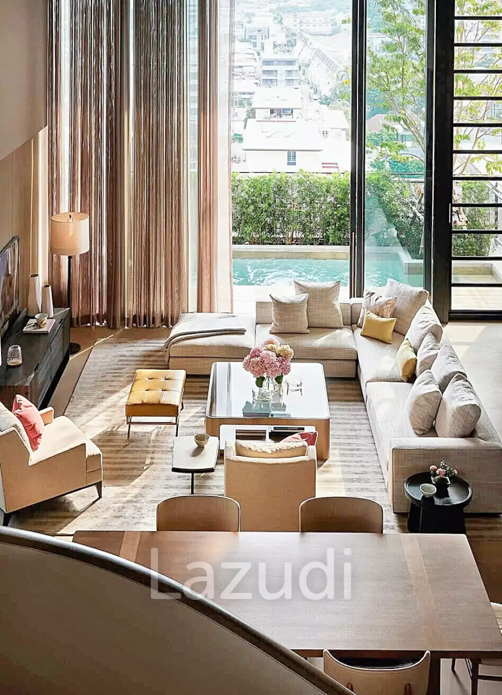 Penthouse 3 Bed 453.28 SQ.M WINDSHELL Naradhiwas
