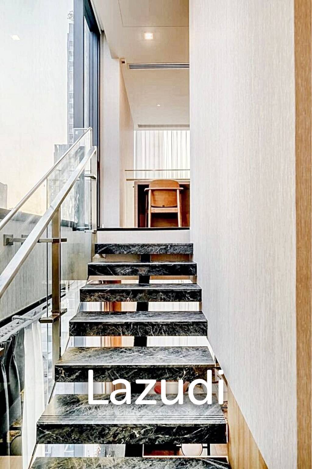 2 Bed 2 Bath 98 SQ.M LAVIQ Sukhumvit 57
