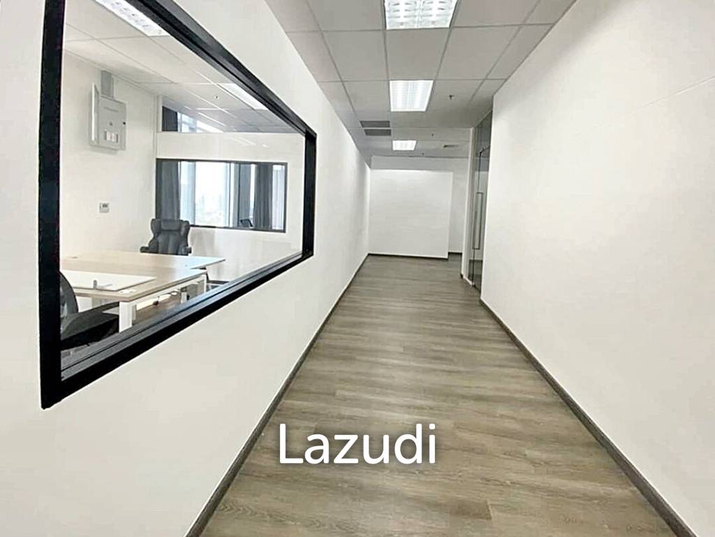 Office space for rent in Bangkapi