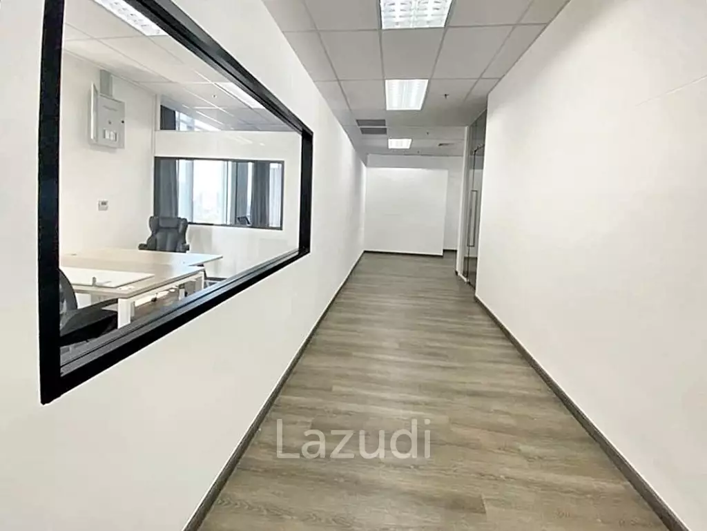 Office space for rent in Bangkapi