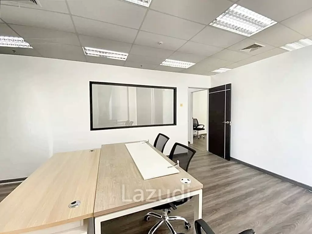 Office space for rent in Bangkapi