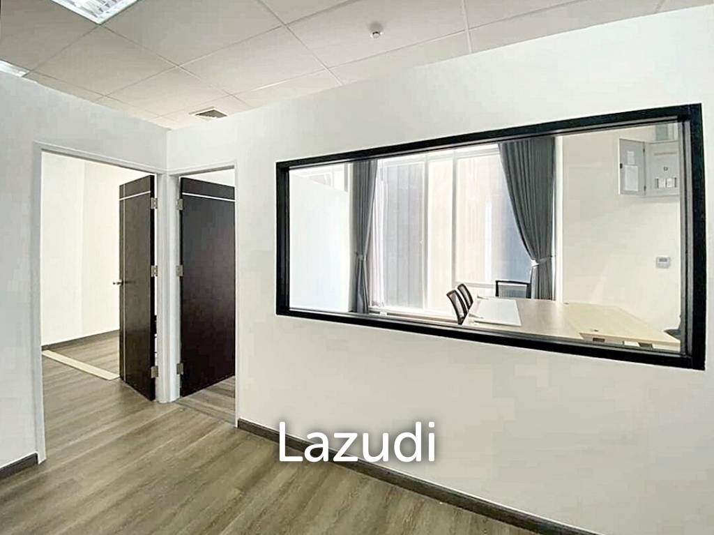 Office space for rent in Bangkapi