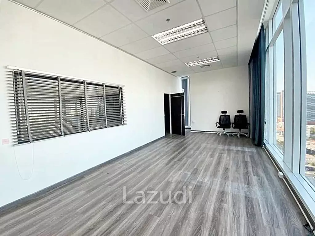Office space for rent in Bangkapi