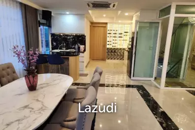 6 Beds 8 Baths  468 SQ.M. Pool Villa in South Pattaya