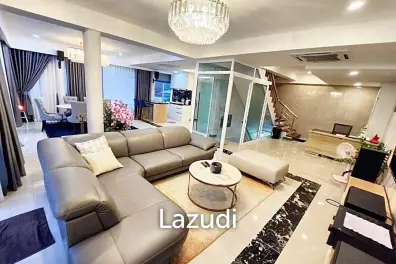 6 Beds 8 Baths  468 SQ.M. Pool Villa in South Pattaya