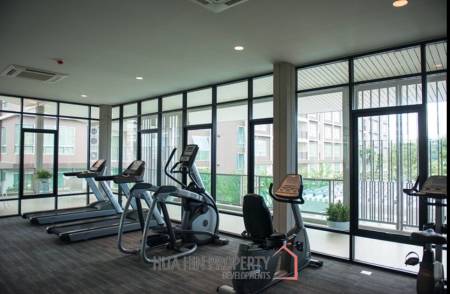 Baan Peang Ploen : 1 Studio Condo With Pool View