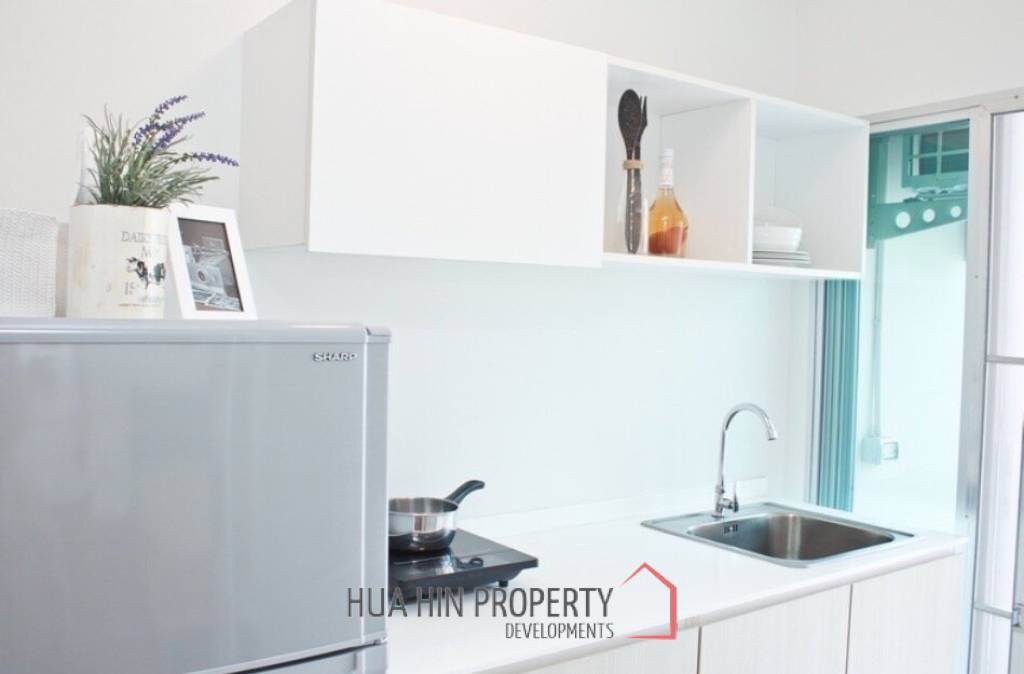 Baan Peang Ploen : 1 Studio Condo With Pool View
