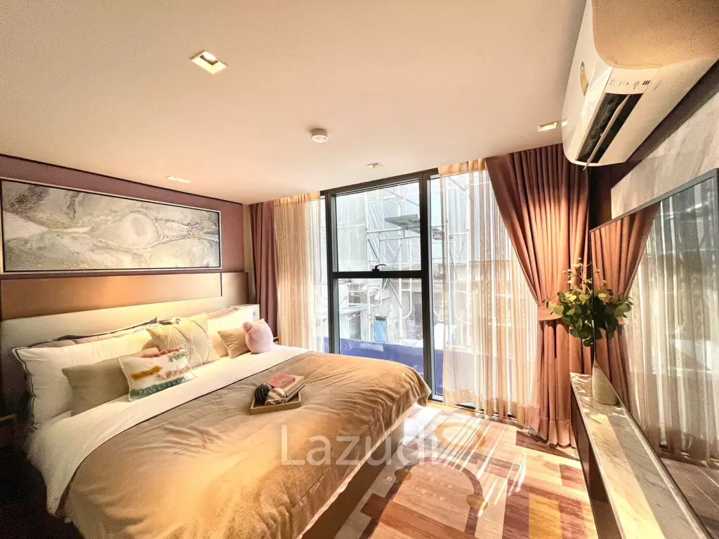 2 Bed Loft 1 Bath 34.80 SQ.M. CLOUD Residences SKV23