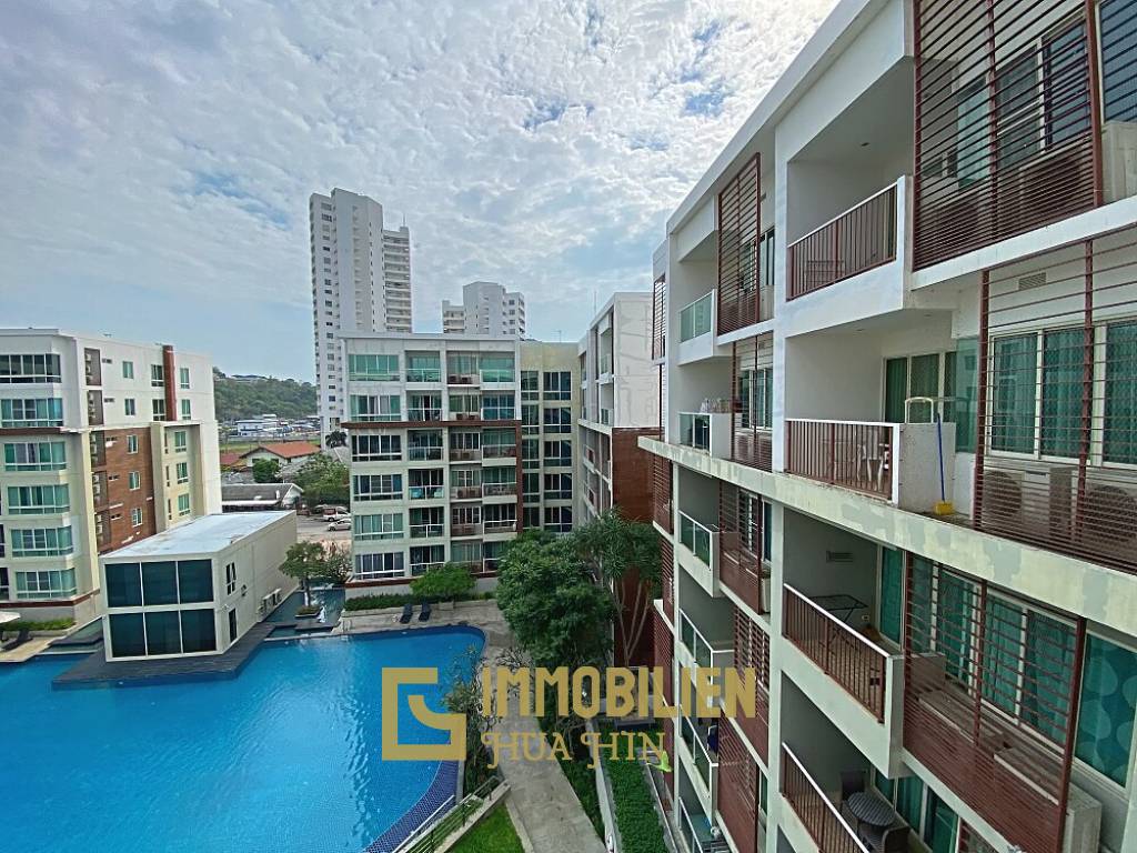 Seacraze / Khao Takiap: Eigentumswohnung im 6. Stock mit 2 Schlafzimmern,  2 Badezimmern und Poolblick