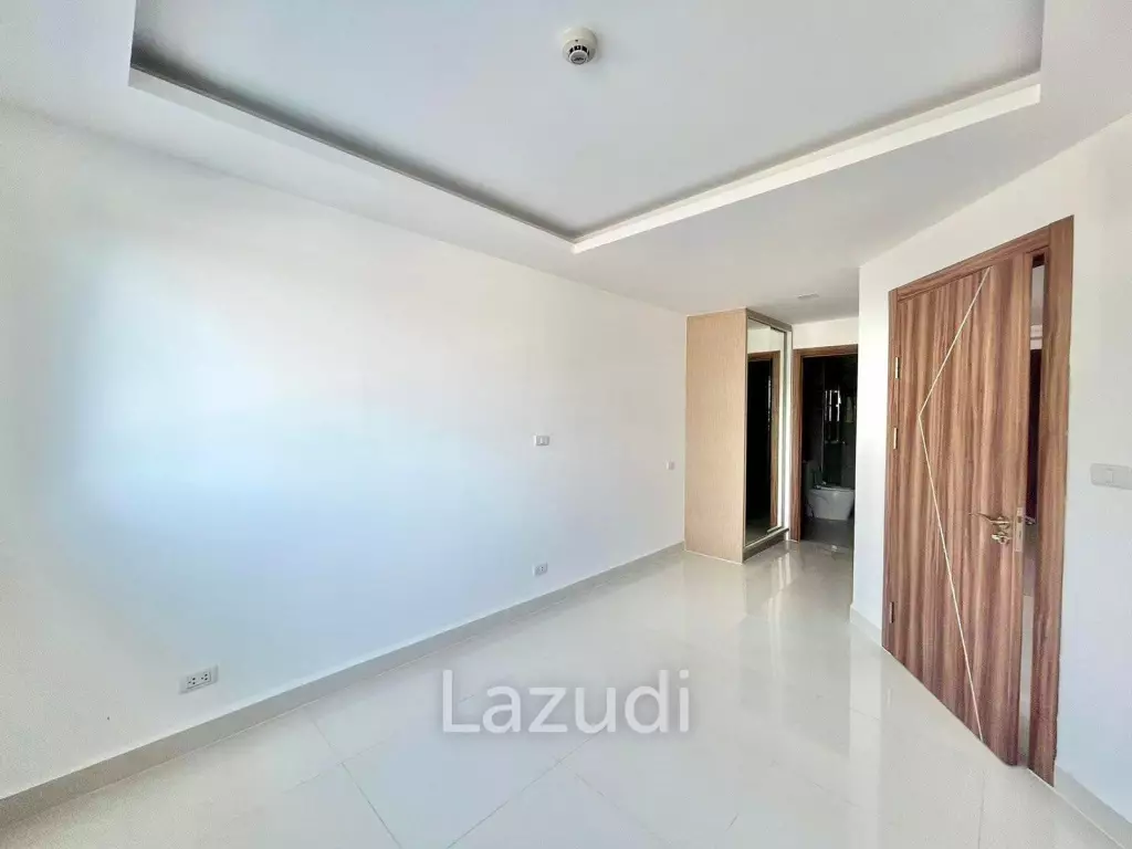 1 Bed 1 Bath 41.5 SQ.M. Laguna Beach 3