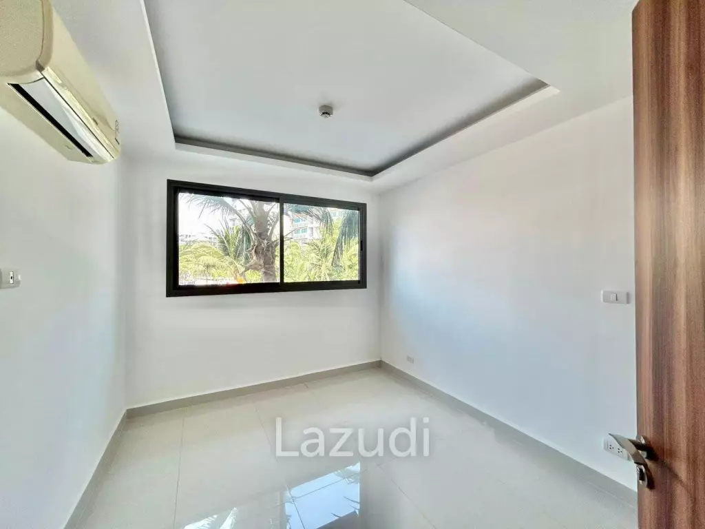 1 Bed 1 Bath 41.5 SQ.M. Laguna Beach 3