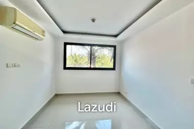 1 Bed 1 Bath 41.5 SQ.M. Laguna Beach 3