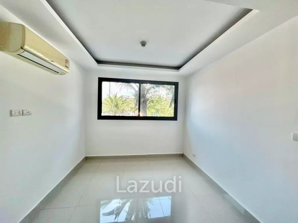 1 Bed 1 Bath 41.5 SQ.M. Laguna Beach 3