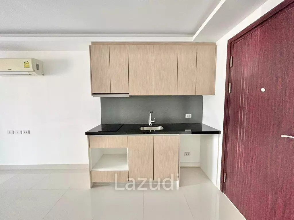 1 Bed 1 Bath 41.5 SQ.M. Laguna Beach 3
