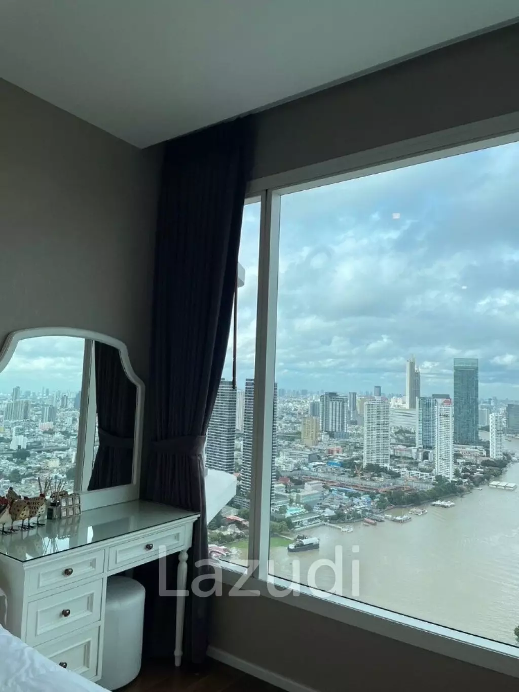 1Bed 1Bath 48 SQ.M Menam Residences Condominium