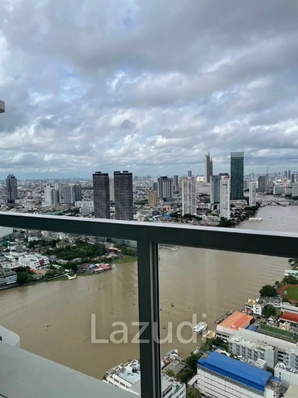 1Bed 1Bath 48 SQ.M Menam Residences Condominium