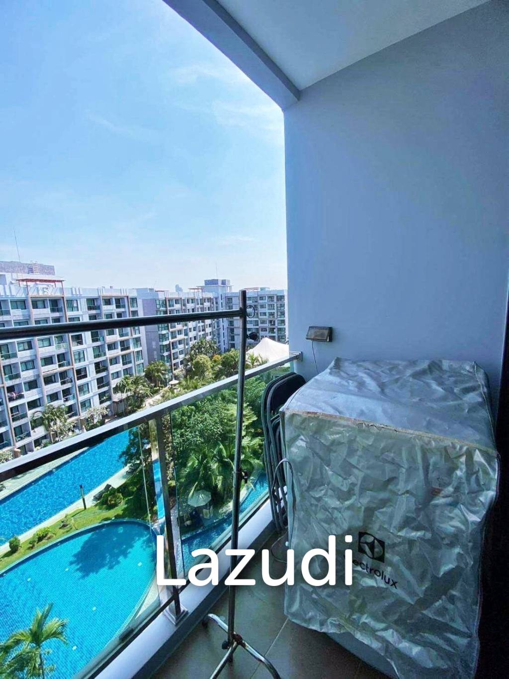 1 Bed 1 Bath 36 SQ.M. Dusit Grand Park 1