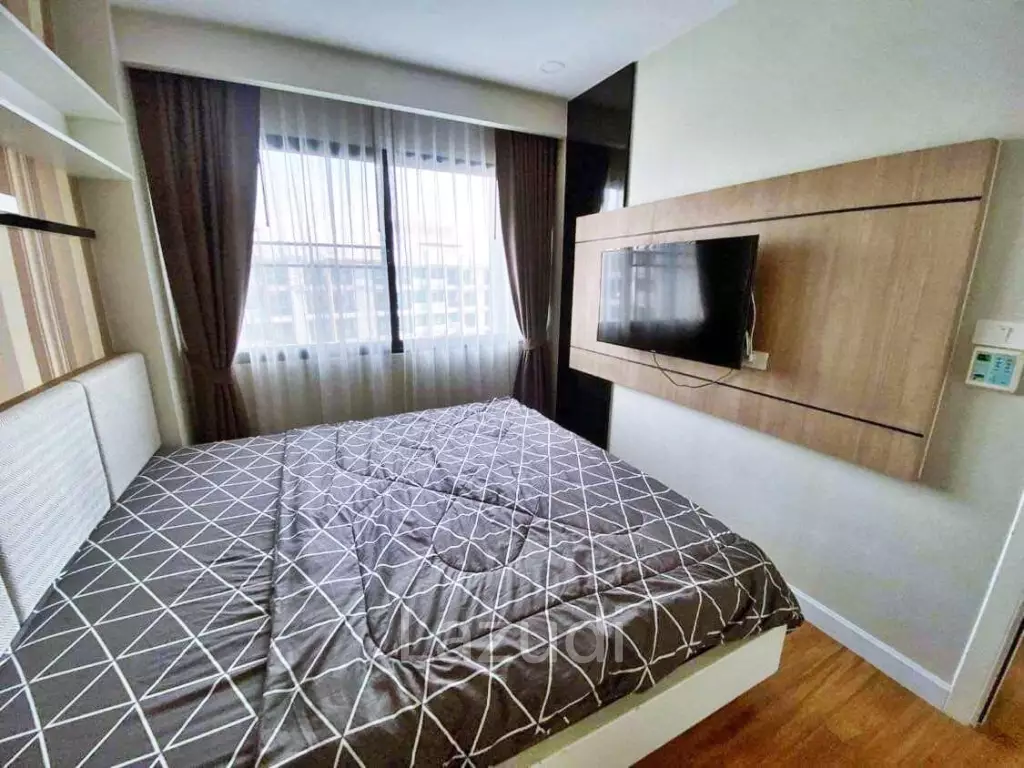1 Bed 1 Bath 36 SQ.M. Dusit Grand Park 1