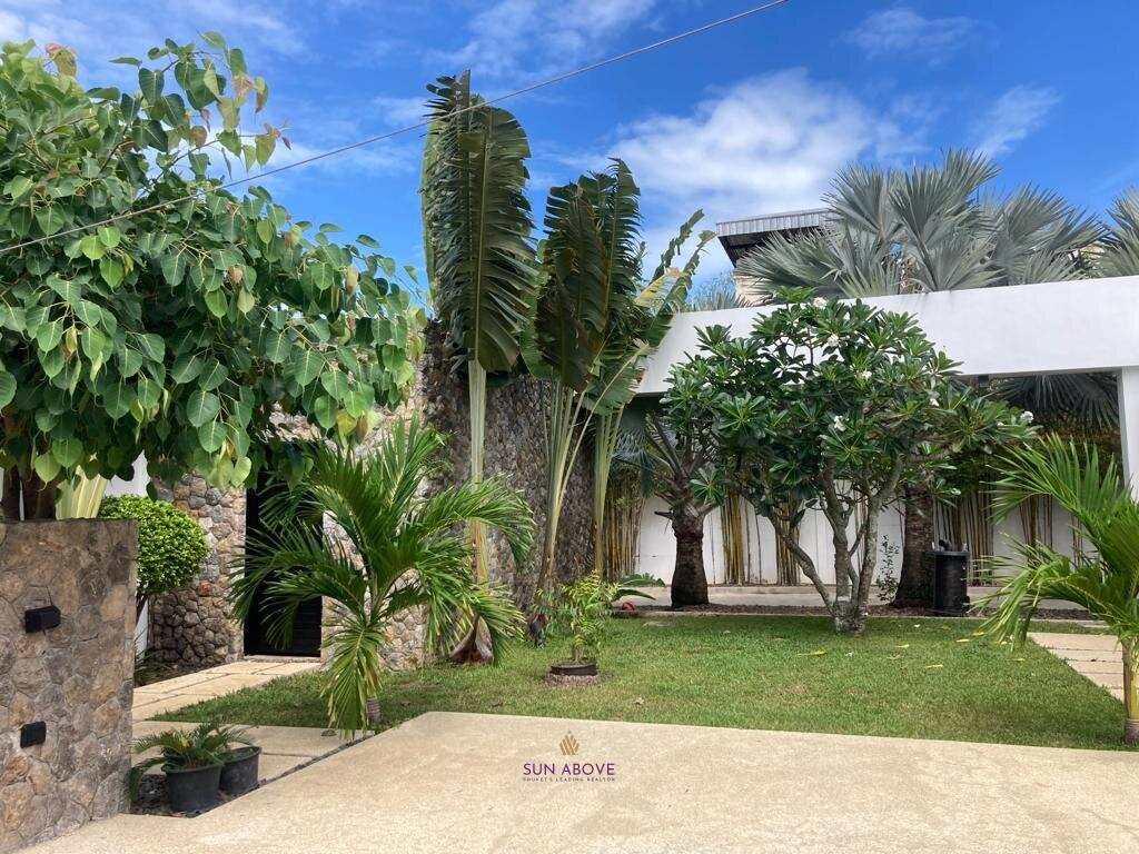 Modern Pool Villa In The Heart Of Rawai