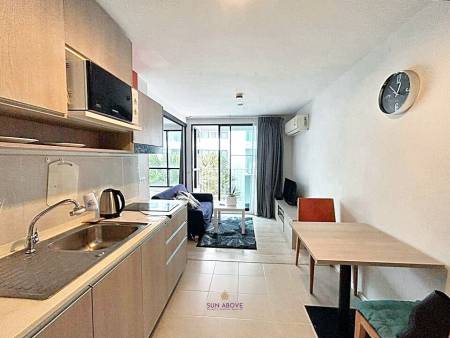 1 Bed 1 Bath Centrio Condo For Rent