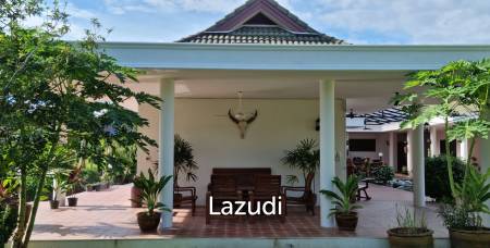 4 Bed Villa For Sale With Swimming Pool