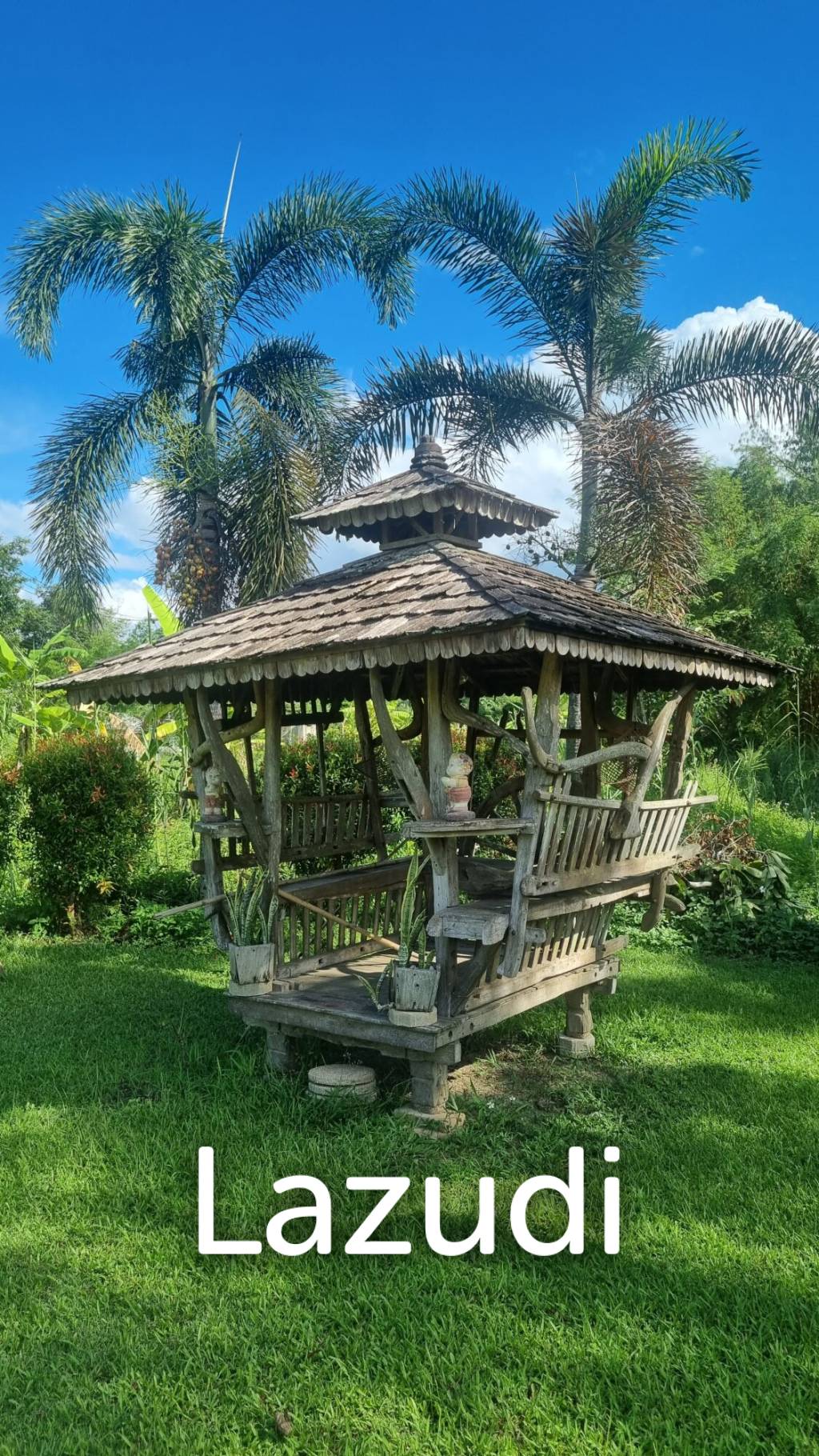 ขายวิลล่า 4 ห้องนอนพร้อมสระว่ายน้ำใกล้ตัวเมือง