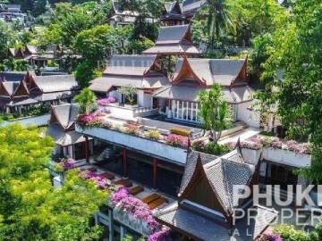 Surin; 4 Bed Pool Villa, Walk to Beach