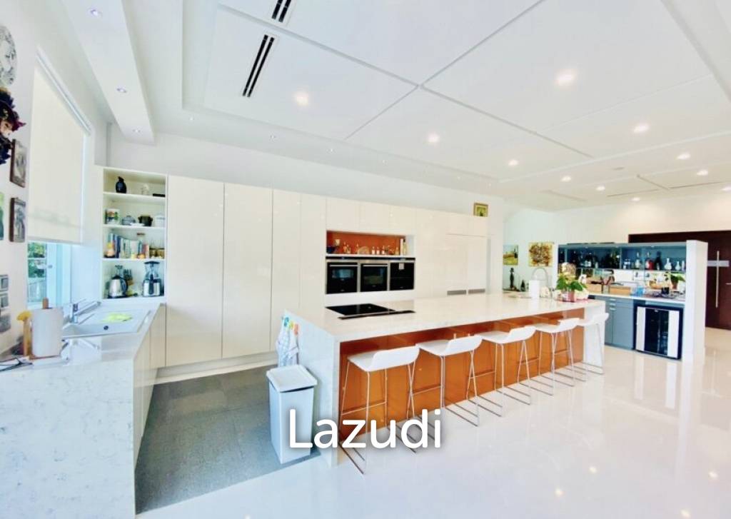 2,000 Sqm 5 Bed 8 Bath Villa For Sale