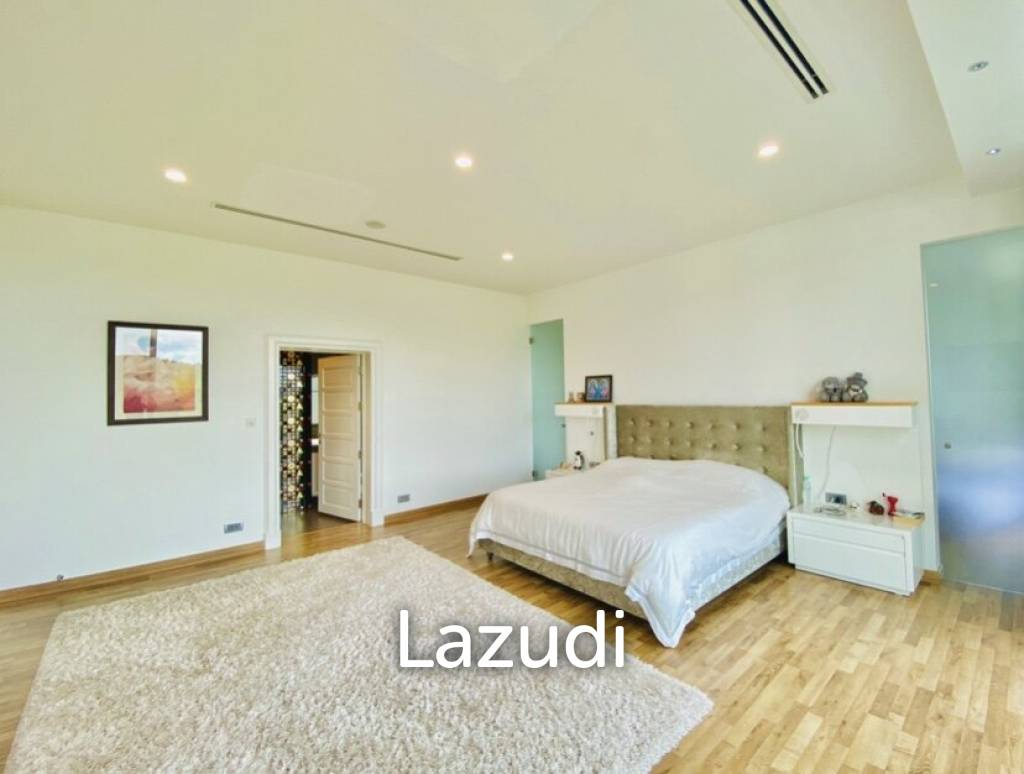 2,000 Sqm 5 Bed 8 Bath Villa For Sale