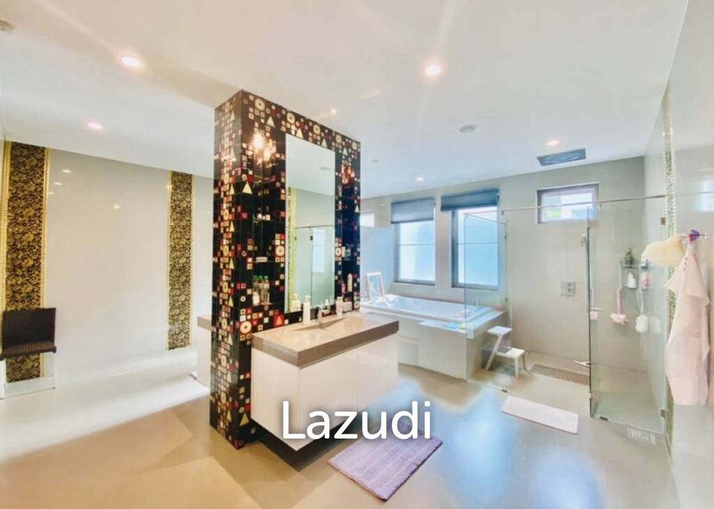 2,000 Sqm 5 Bed 8 Bath Villa For Sale