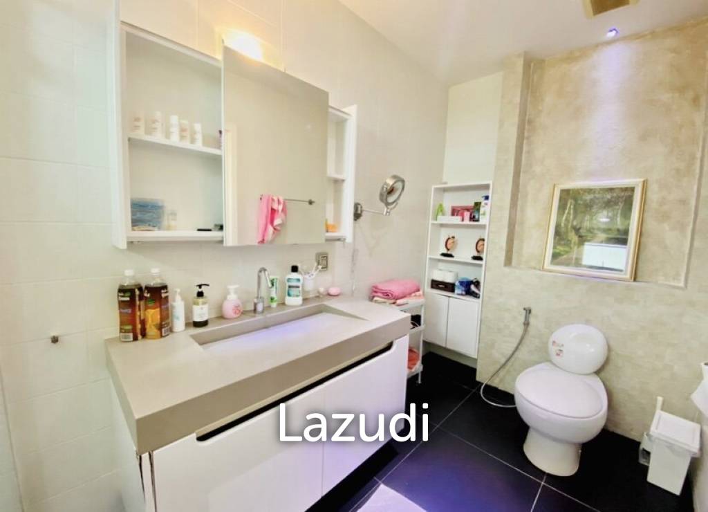 2,000 Sqm 5 Bed 8 Bath Villa For Sale