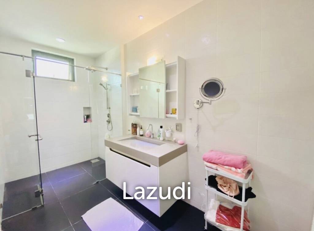 2,000 Sqm 5 Bed 8 Bath Villa For Sale