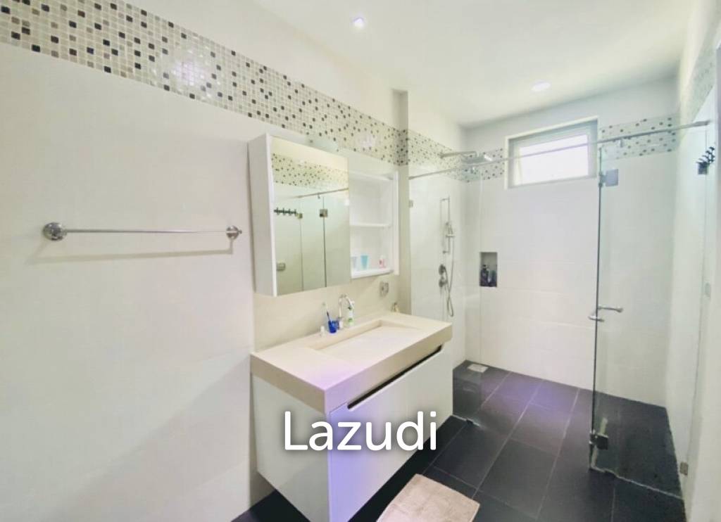 2,000 Sqm 5 Bed 8 Bath Villa For Sale