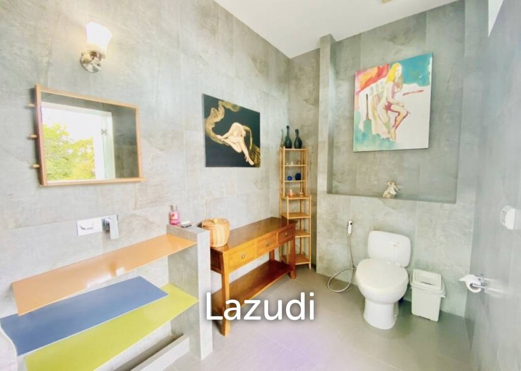 2,000 Sqm 5 Bed 8 Bath Villa For Sale