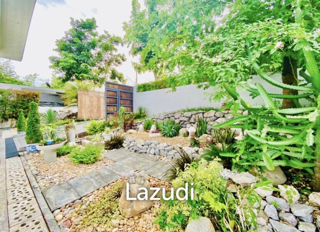 2,000 Sqm 5 Bed 8 Bath Villa For Sale