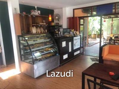 BAKERY on prime location with 2 Beds House on main the road in Koh Phangan with Freehold title