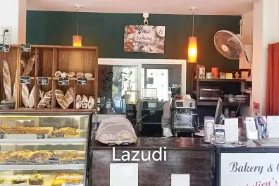 BAKERY on prime location with 2 Beds House on main the road in Koh Phangan with Freehold title