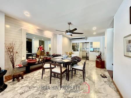 Dusit Thani : 2 Bedroom Condo With Sea View