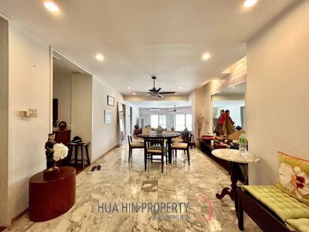Dusit Thani : 2 Bedroom Condo With Sea View