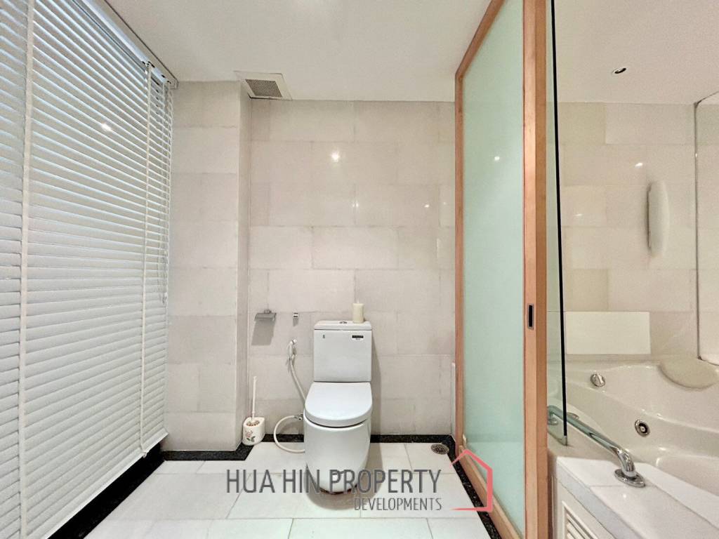 Dusit Thani : 2 Bedroom Condo With Sea View
