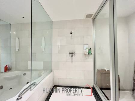 Dusit Thani : 2 Bedroom Condo With Sea View