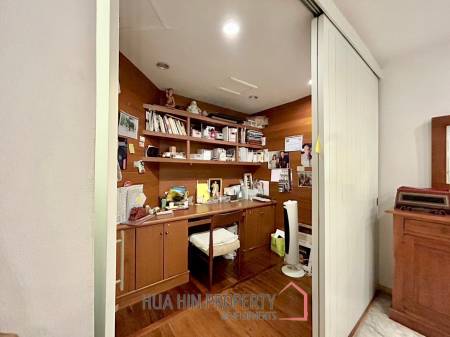 Dusit Thani : 2 Bedroom Condo With Sea View