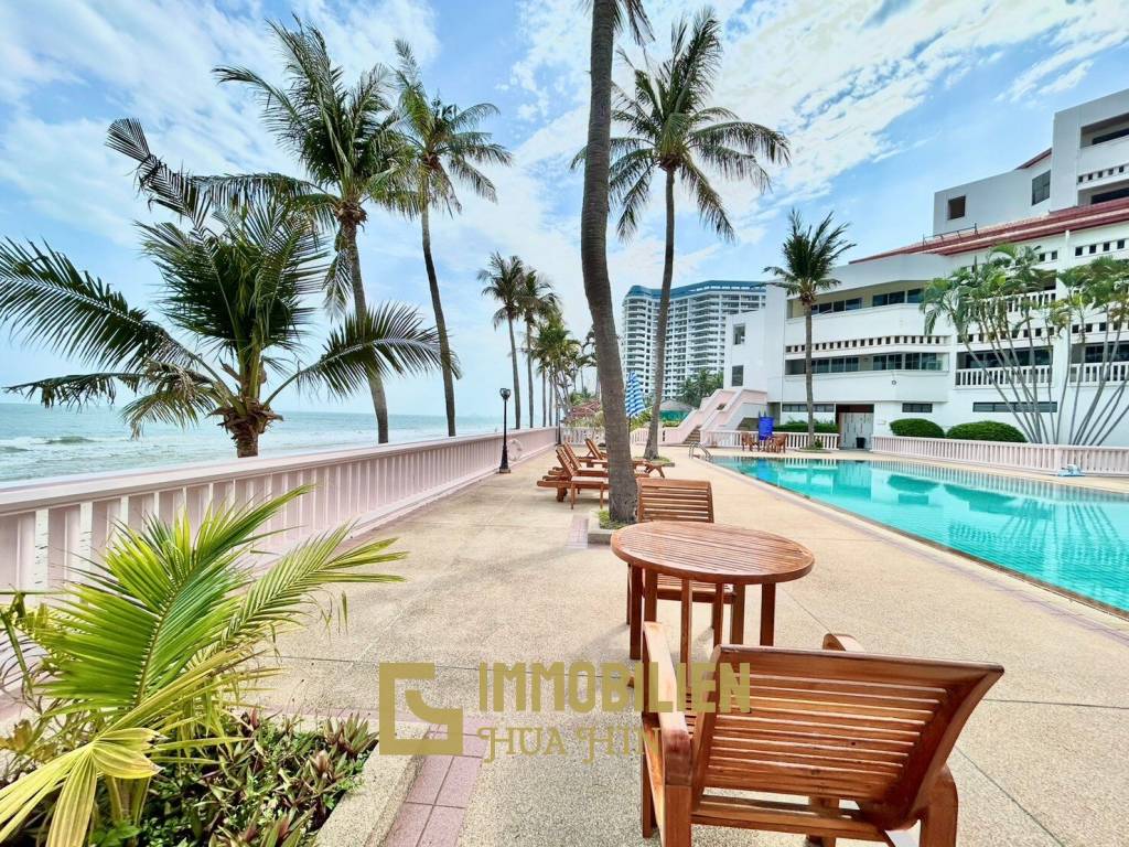 Dusit Thani : 2 Bedroom Condo With Sea View