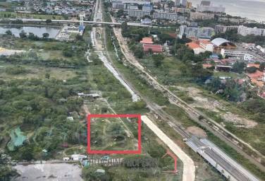3 Rai Prime Land for Sale, Next to Holiday Inn