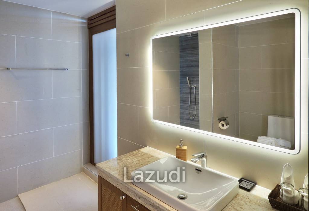 Sea View 4-Bed Villa in Bang Por