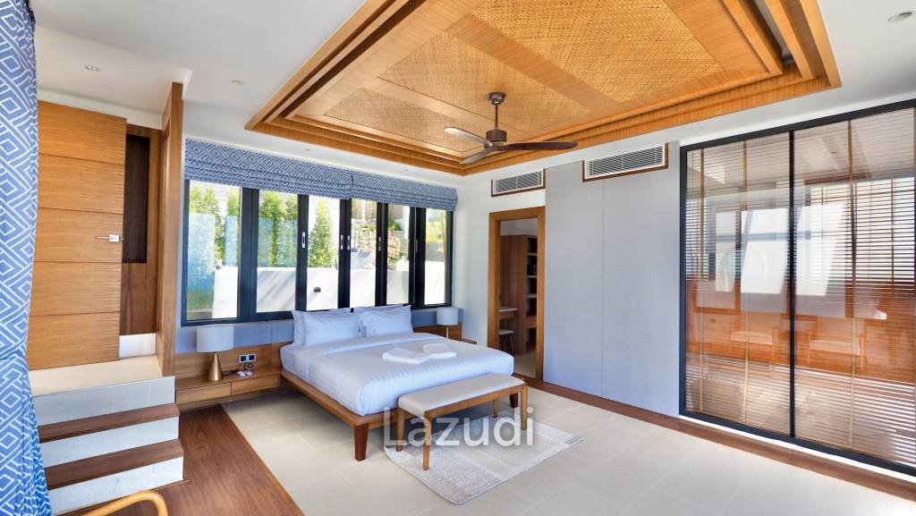 Sea View 4-Bed Villa in Bang Por