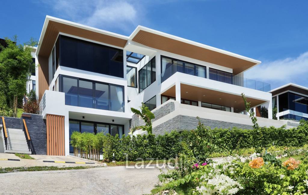 Sea View 4-Bed Villa in Bang Por